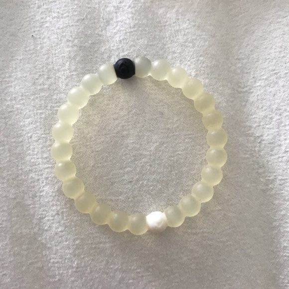 6 LOKAI BRACELETS - Picture 2 of 7